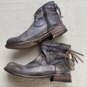 Bedstu Black Fringe Craven Boots Women’s size 11